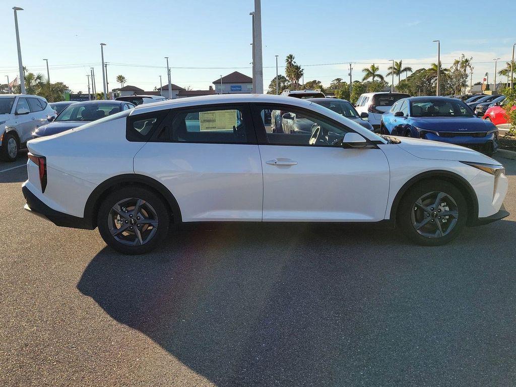 new 2025 Kia K4 car, priced at $23,498