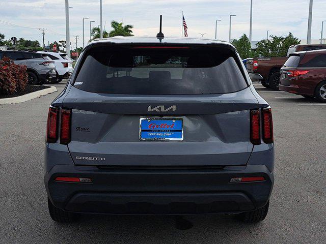 used 2023 Kia Sorento car, priced at $24,977