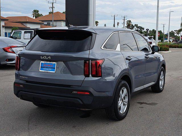 used 2023 Kia Sorento car, priced at $24,977