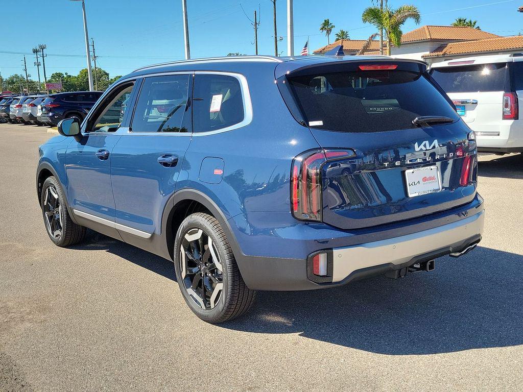 new 2025 Kia Telluride car, priced at $43,643