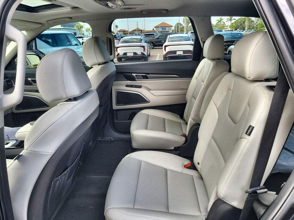 new 2025 Kia Telluride car, priced at $39,848