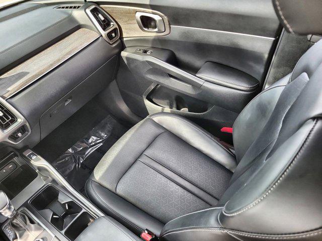 used 2022 Kia Sorento car, priced at $22,248