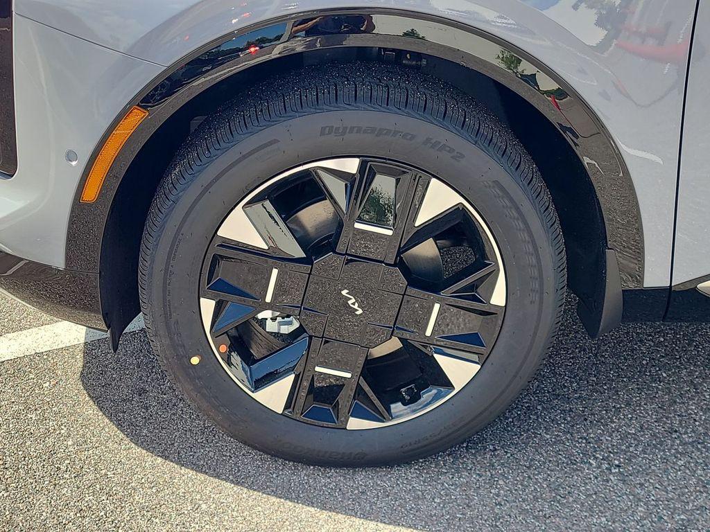 new 2026 Kia Sportage Hybrid car, priced at $40,227