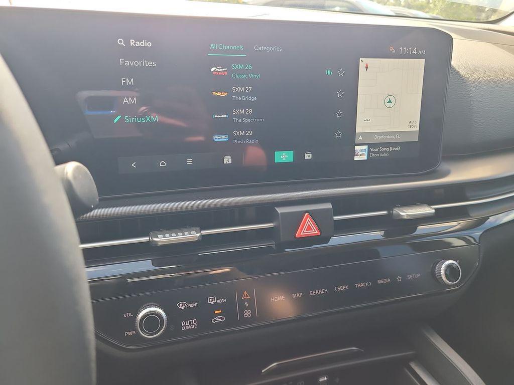 new 2026 Kia Sportage Hybrid car, priced at $40,227