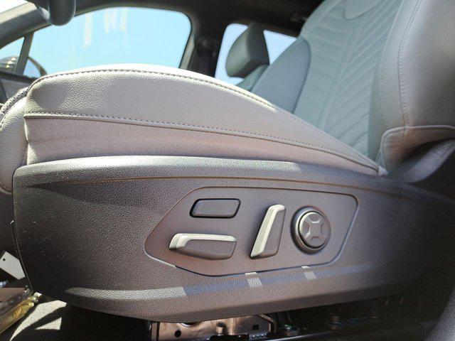 new 2025 Kia Sorento car, priced at $46,080