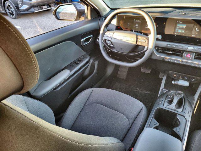new 2025 Kia K4 car, priced at $23,123