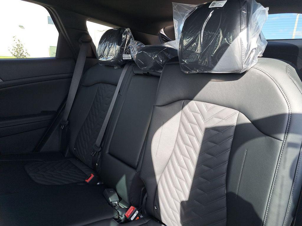 new 2026 Kia Sportage car, priced at $39,102