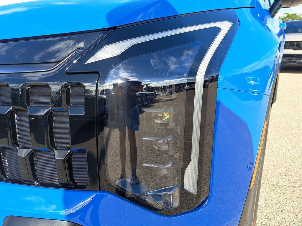 new 2026 Kia Sportage car, priced at $39,102