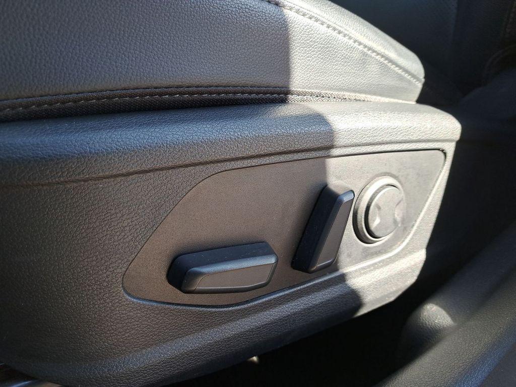 used 2023 Kia Sportage Hybrid car, priced at $16,266