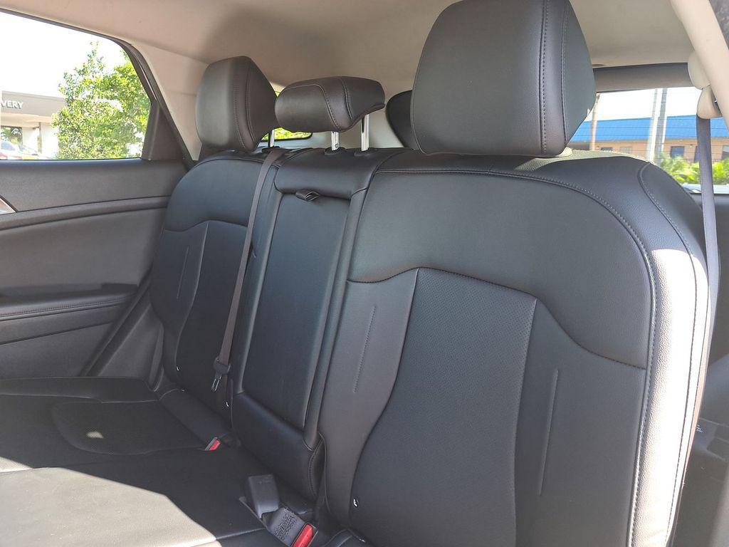 used 2023 Kia Sportage Hybrid car, priced at $16,266