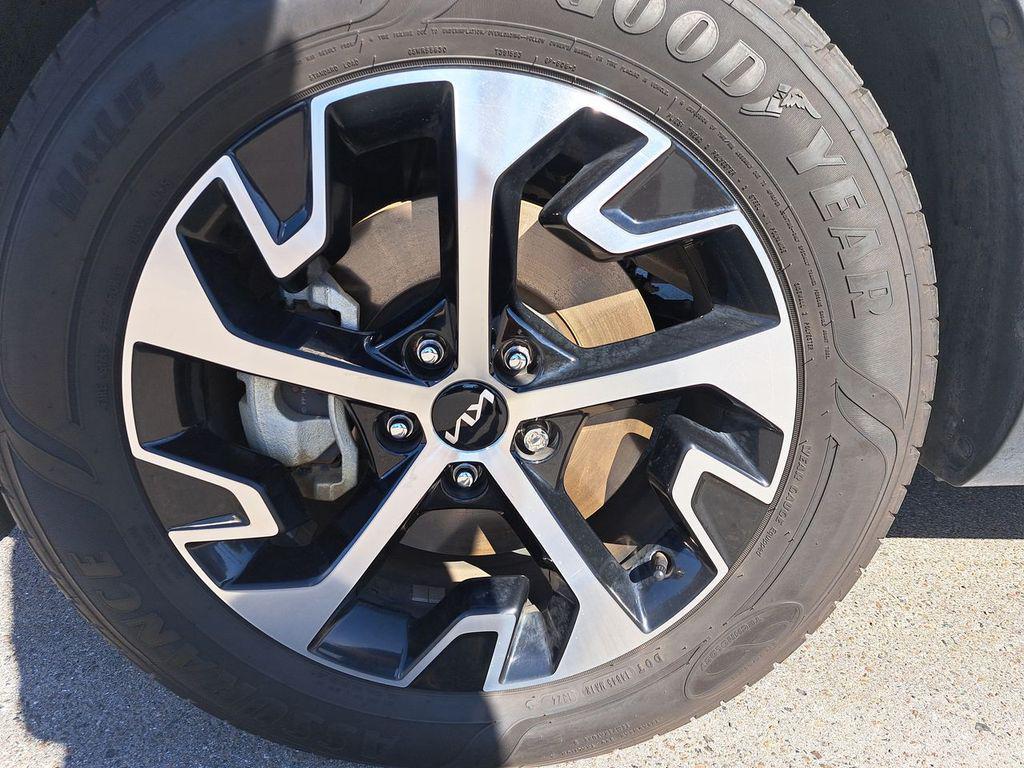 used 2023 Kia Sportage Hybrid car, priced at $16,266