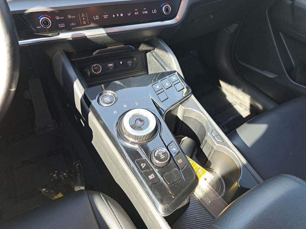 used 2023 Kia Sportage Hybrid car, priced at $16,266