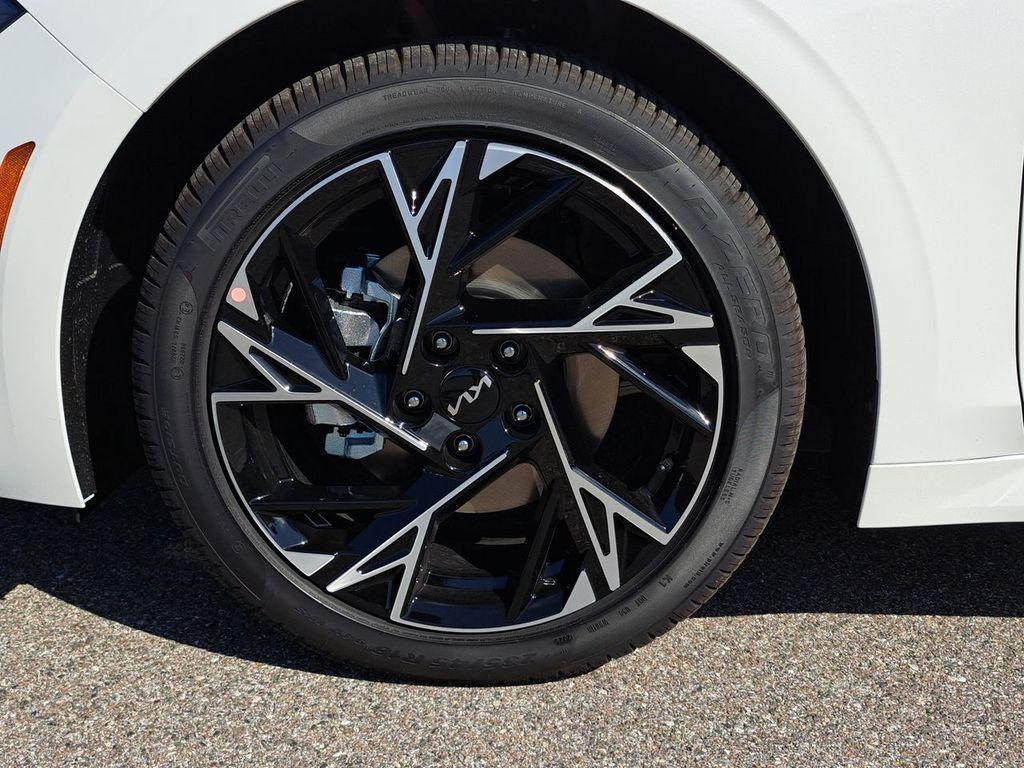 new 2026 Kia K5 car, priced at $29,616