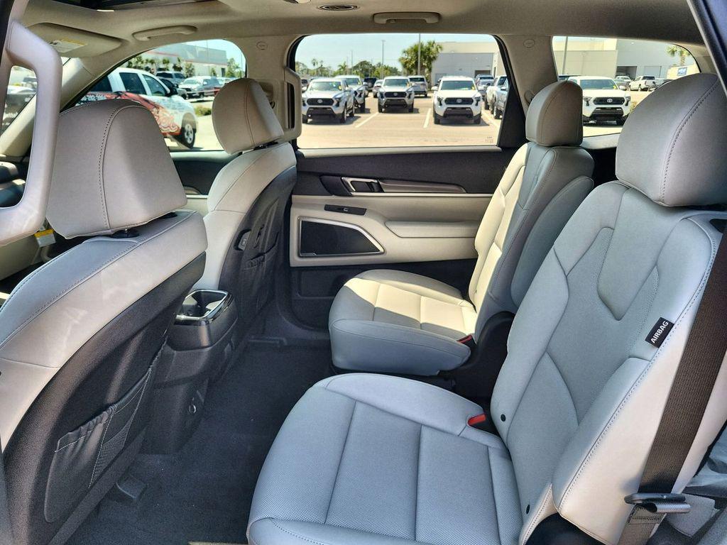 new 2025 Kia Telluride car, priced at $39,254