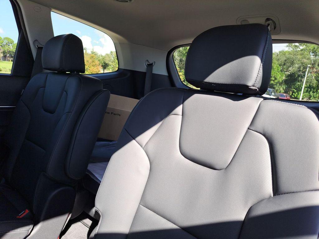 new 2025 Kia Telluride car, priced at $39,720