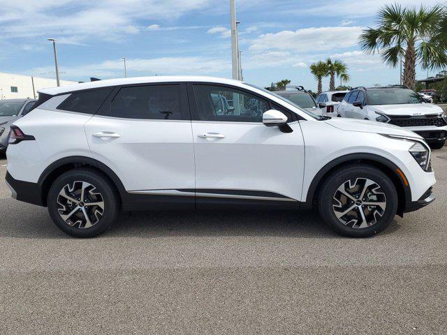 new 2025 Kia Sportage car, priced at $29,673