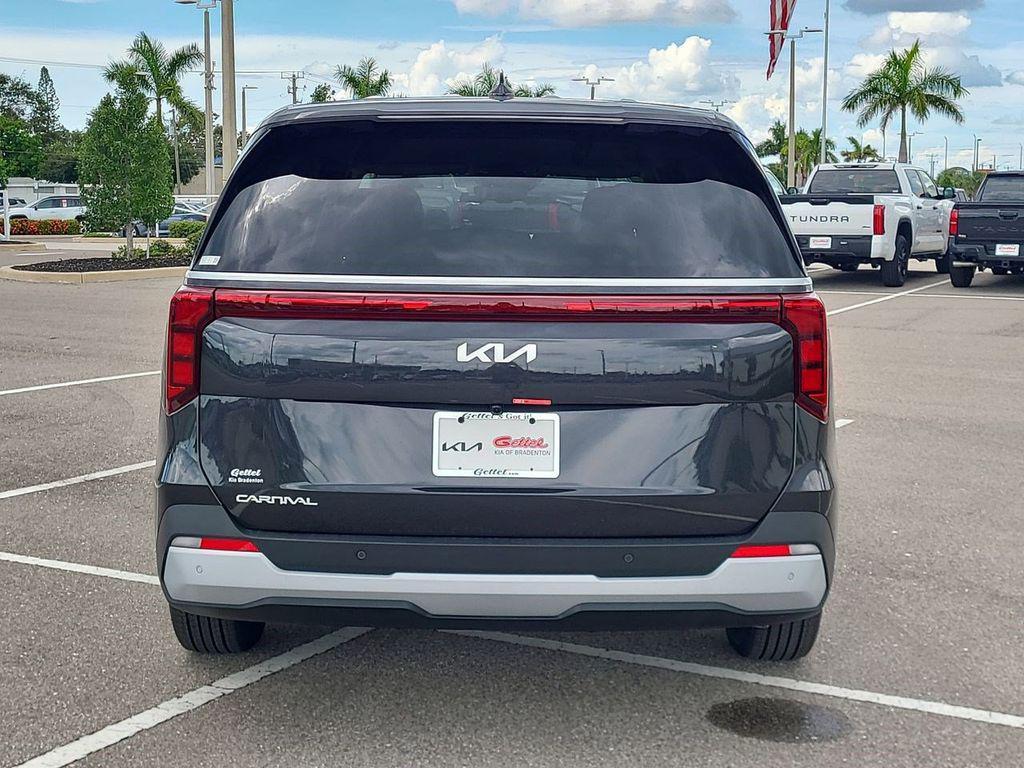 new 2026 Kia Carnival car, priced at $35,872