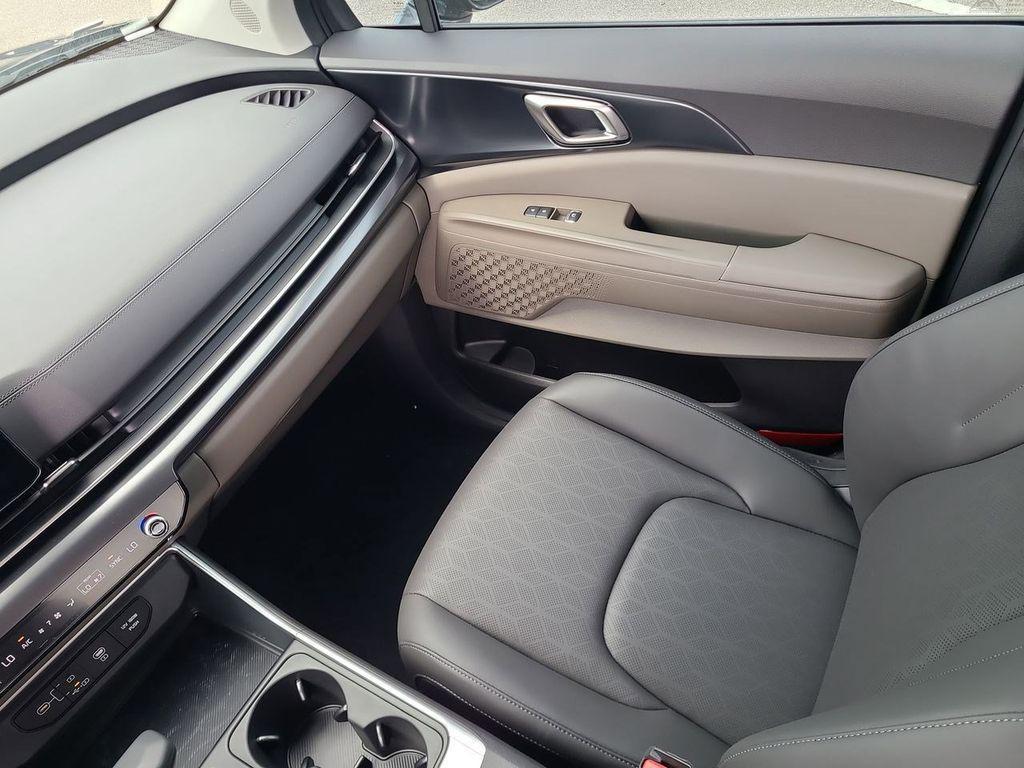 new 2026 Kia Carnival car, priced at $35,872