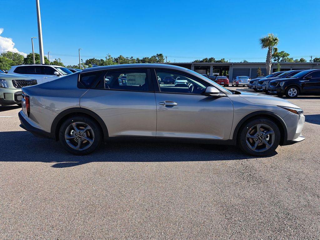 new 2025 Kia K4 car, priced at $22,771