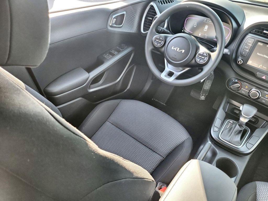 new 2025 Kia Soul car, priced at $20,641