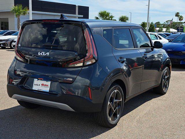 new 2025 Kia Soul car, priced at $25,042