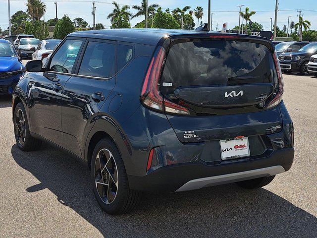 new 2025 Kia Soul car, priced at $25,042