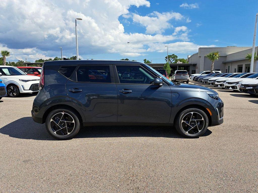 new 2025 Kia Soul car, priced at $25,160