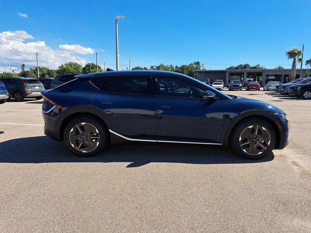 new 2025 Kia EV6 car, priced at $32,492