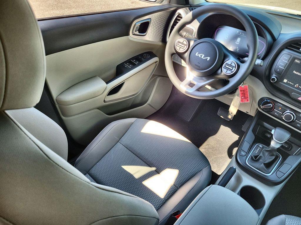 new 2025 Kia Soul car, priced at $20,688