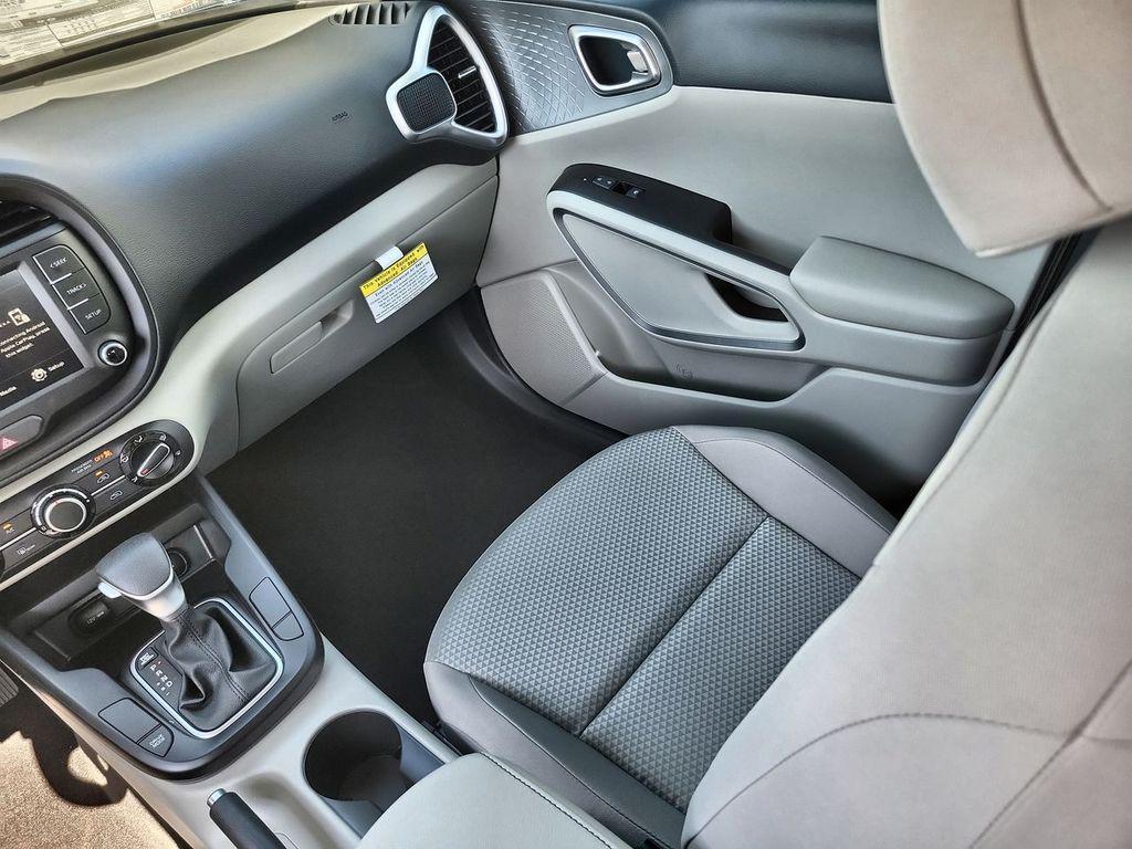 new 2025 Kia Soul car, priced at $20,688