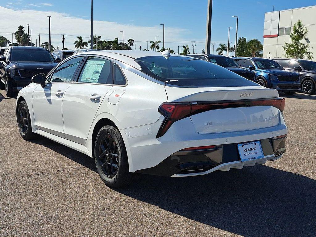 new 2026 Kia K5 car, priced at $26,026