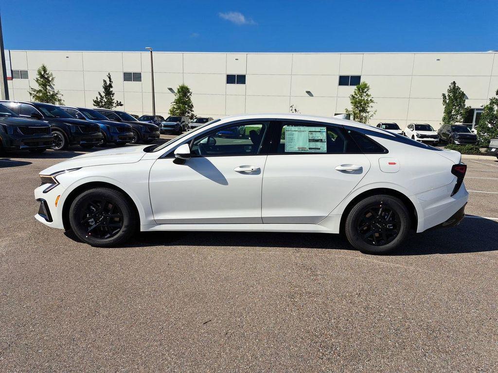 new 2026 Kia K5 car, priced at $26,026