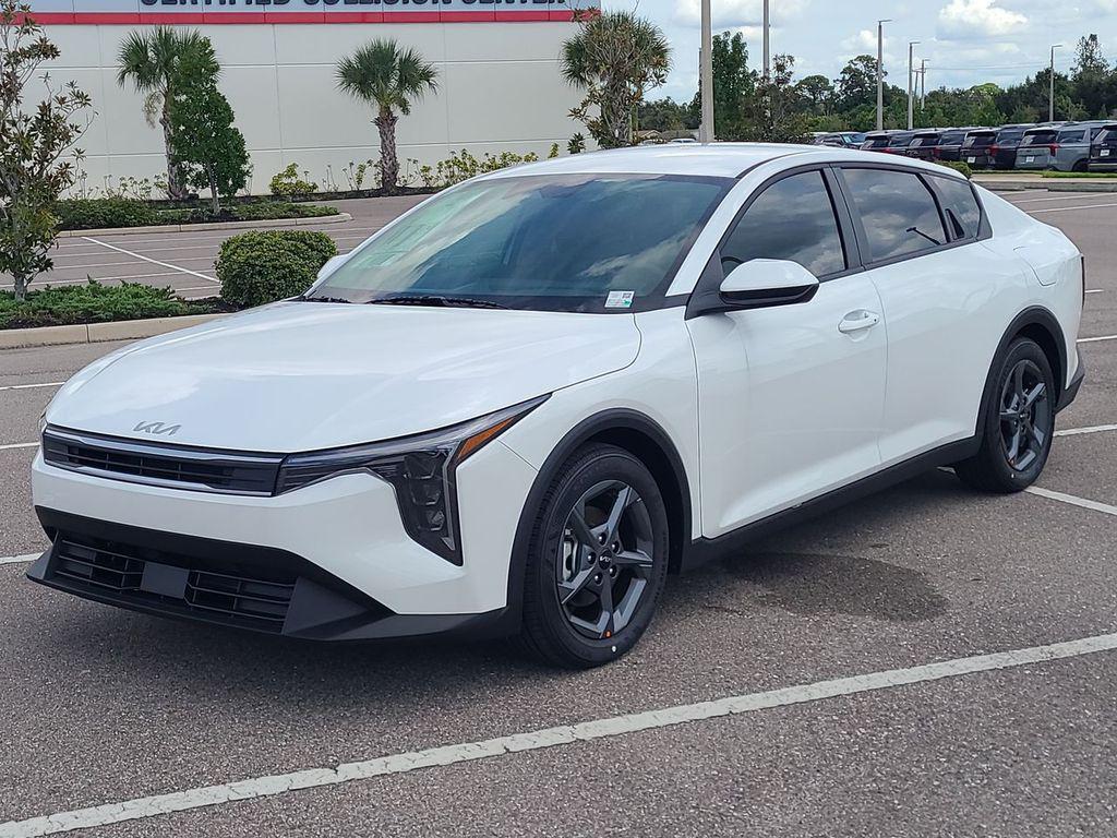 new 2025 Kia K4 car, priced at $23,227