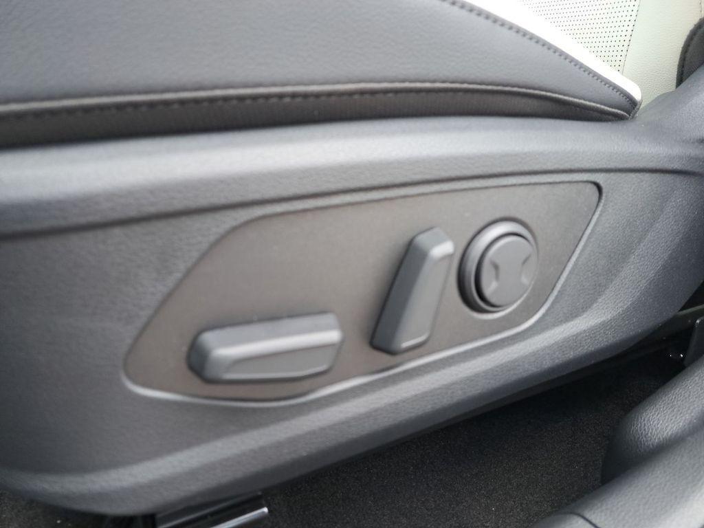 new 2026 Kia Sportage Hybrid car, priced at $33,689