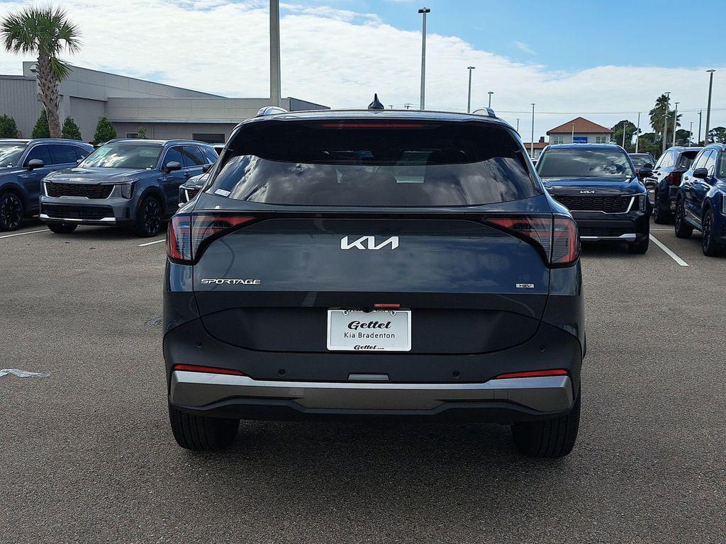 new 2026 Kia Sportage Hybrid car, priced at $33,689