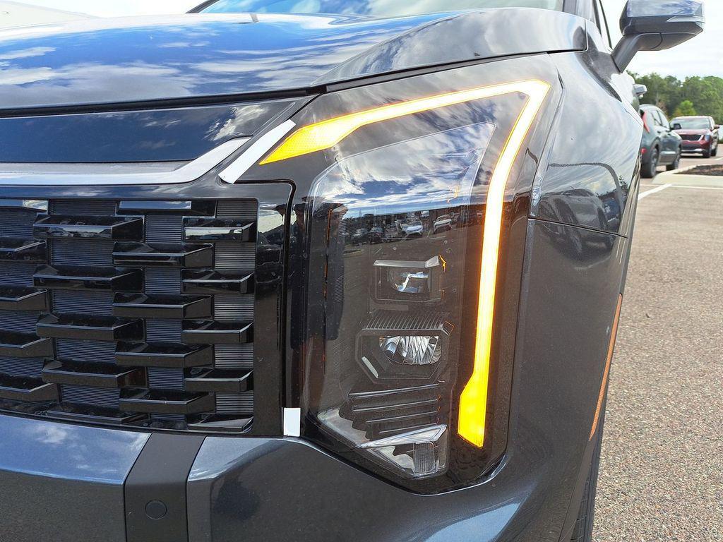 new 2026 Kia Sportage Hybrid car, priced at $33,689