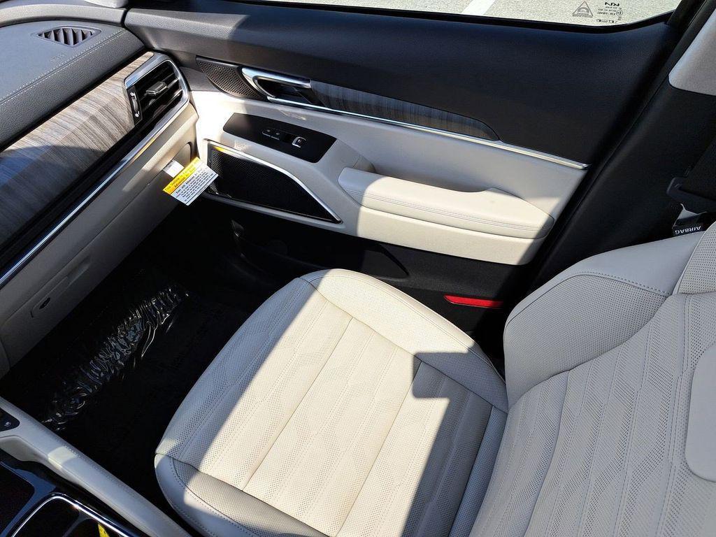 used 2025 Kia Telluride car, priced at $48,955