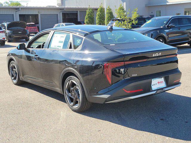 new 2025 Kia K4 car, priced at $22,573