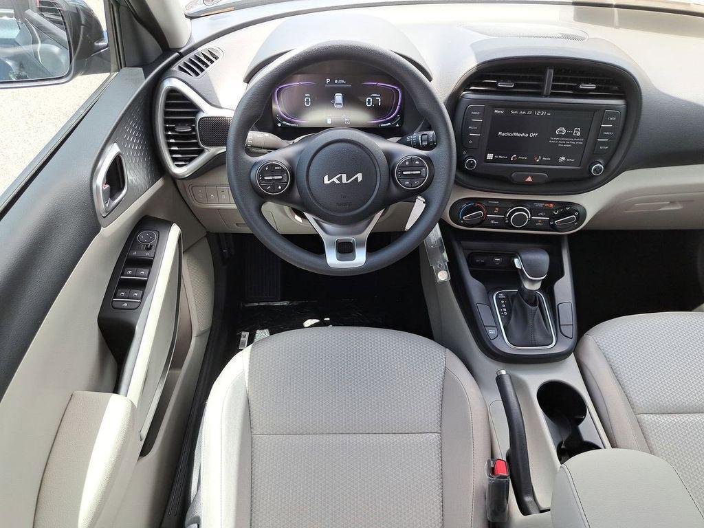 new 2025 Kia Soul car, priced at $20,981