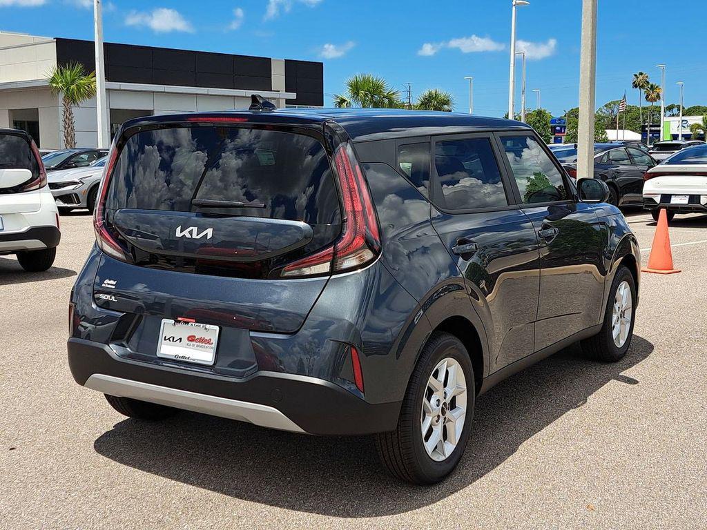 new 2025 Kia Soul car, priced at $20,981