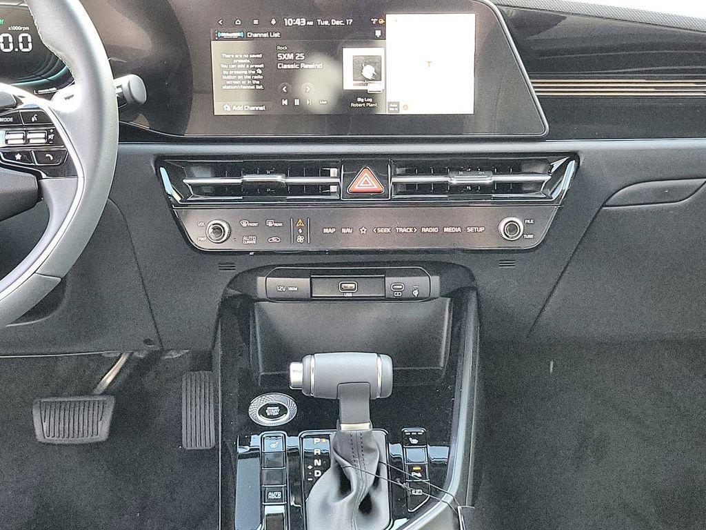 new 2025 Kia Niro car, priced at $26,952