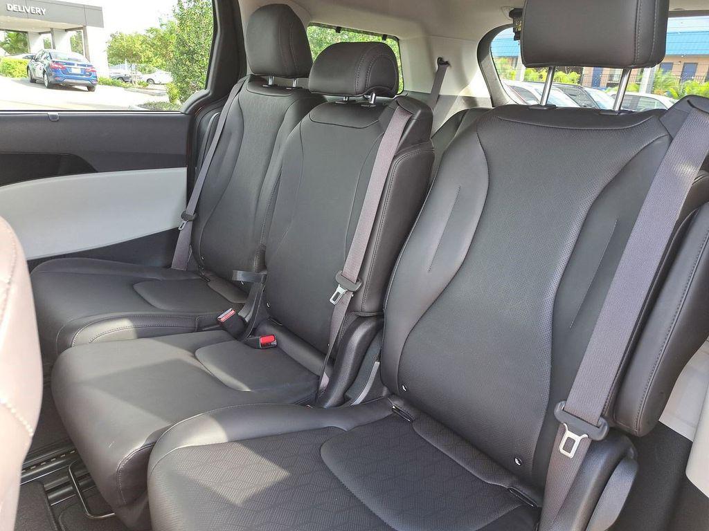 used 2024 Kia Carnival car, priced at $34,935