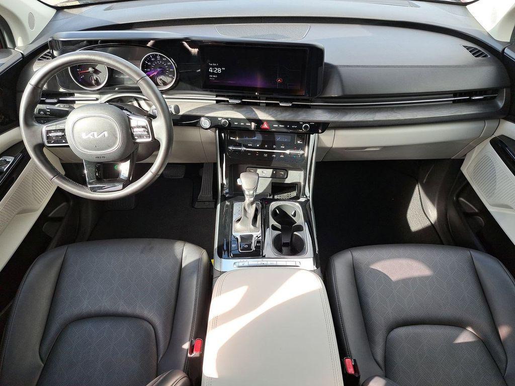 used 2024 Kia Carnival car, priced at $34,935