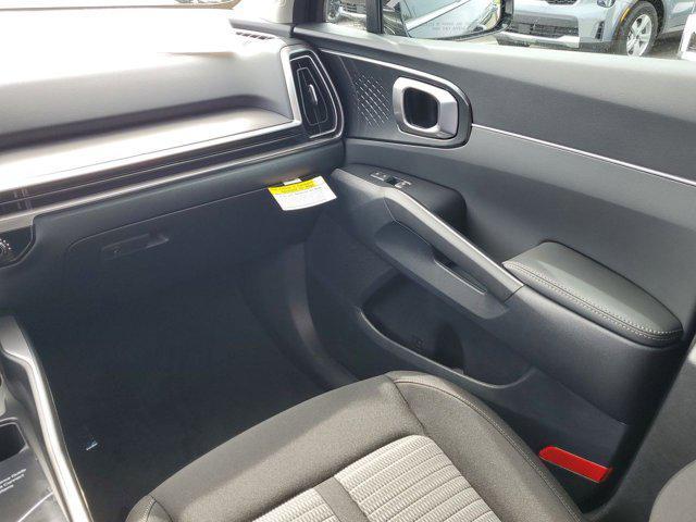 new 2025 Kia Sorento car, priced at $31,948