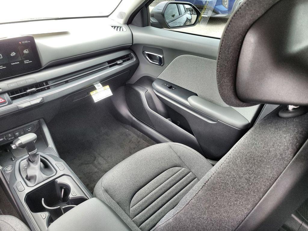 new 2025 Kia K4 car, priced at $23,599