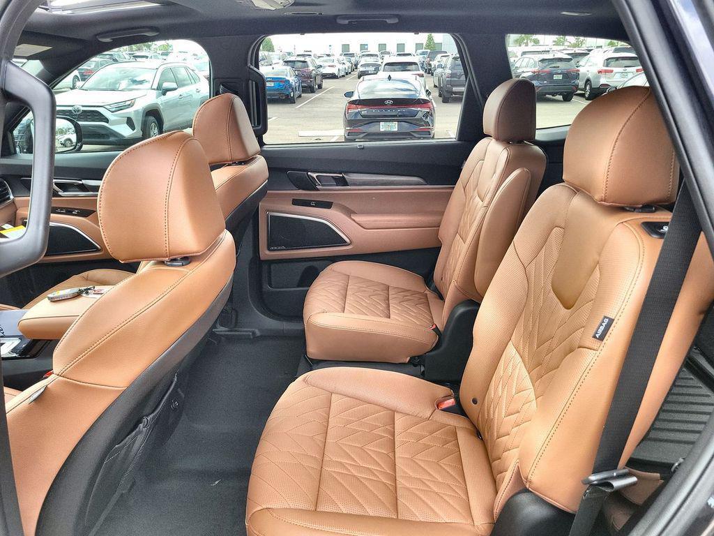 new 2025 Kia Telluride car, priced at $49,505