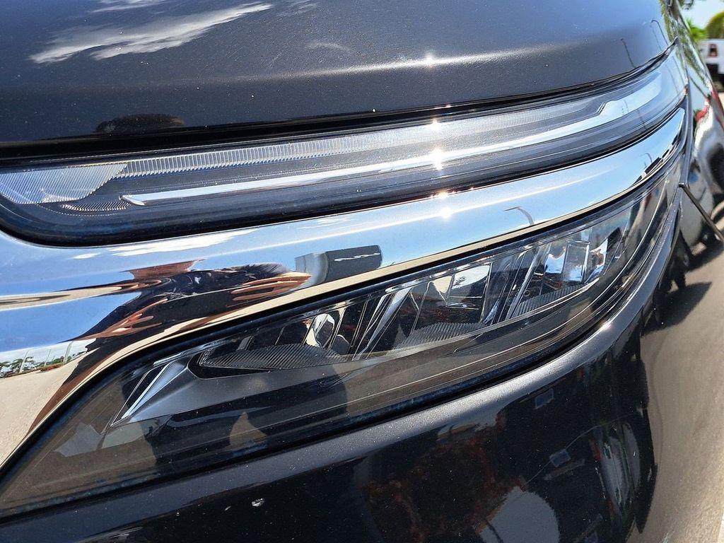 used 2023 Chevrolet Equinox car, priced at $16,689