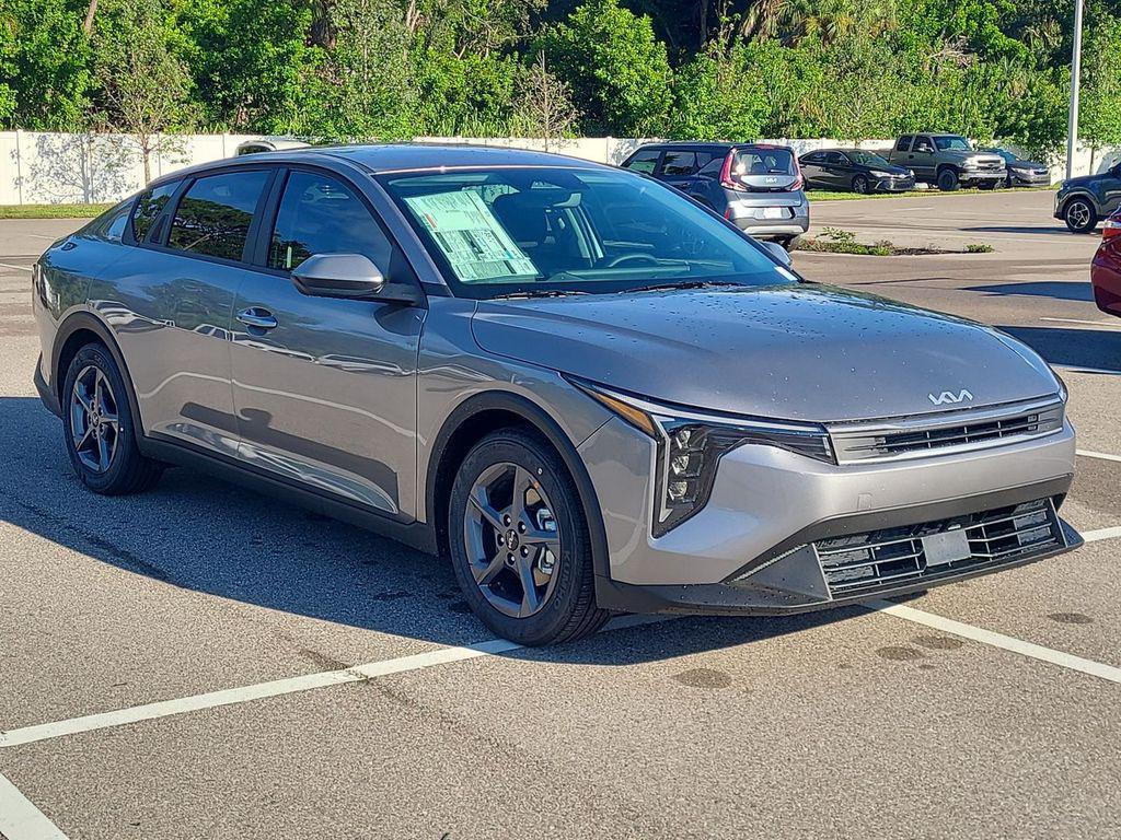 new 2025 Kia K4 car, priced at $22,771