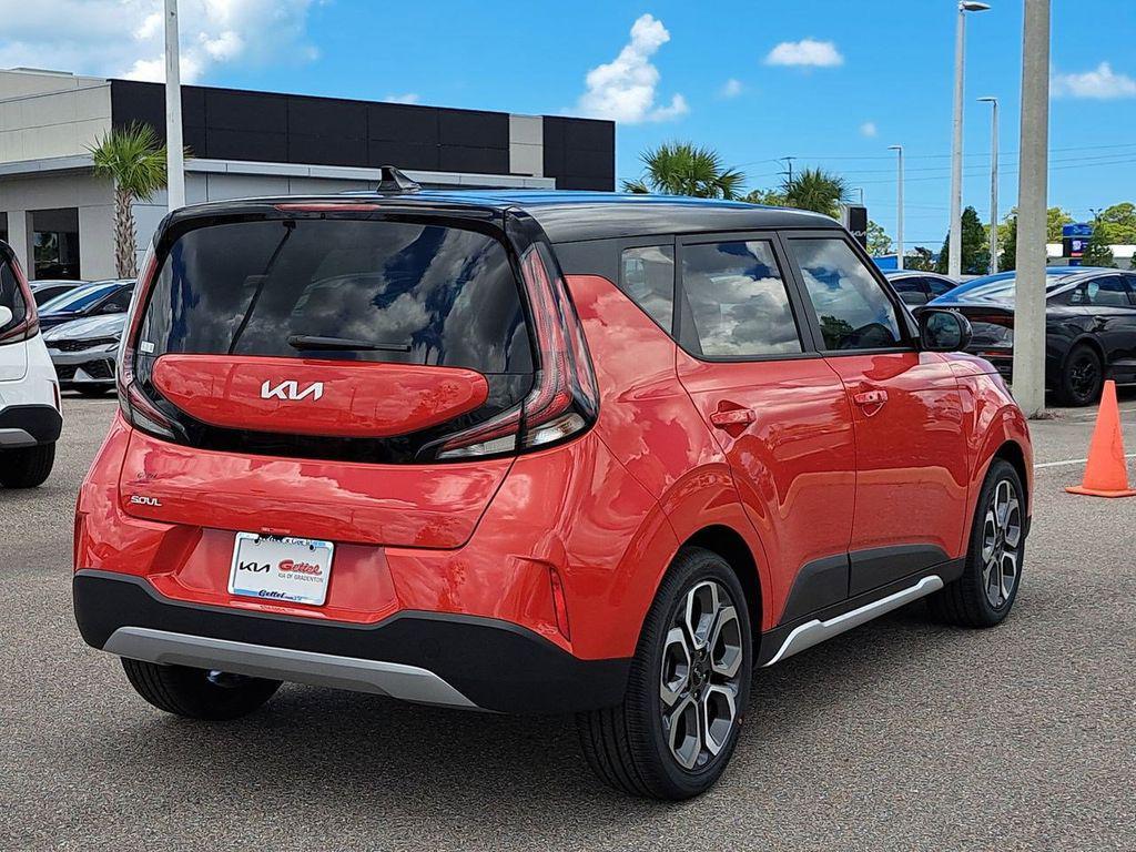 new 2025 Kia Soul car, priced at $25,556