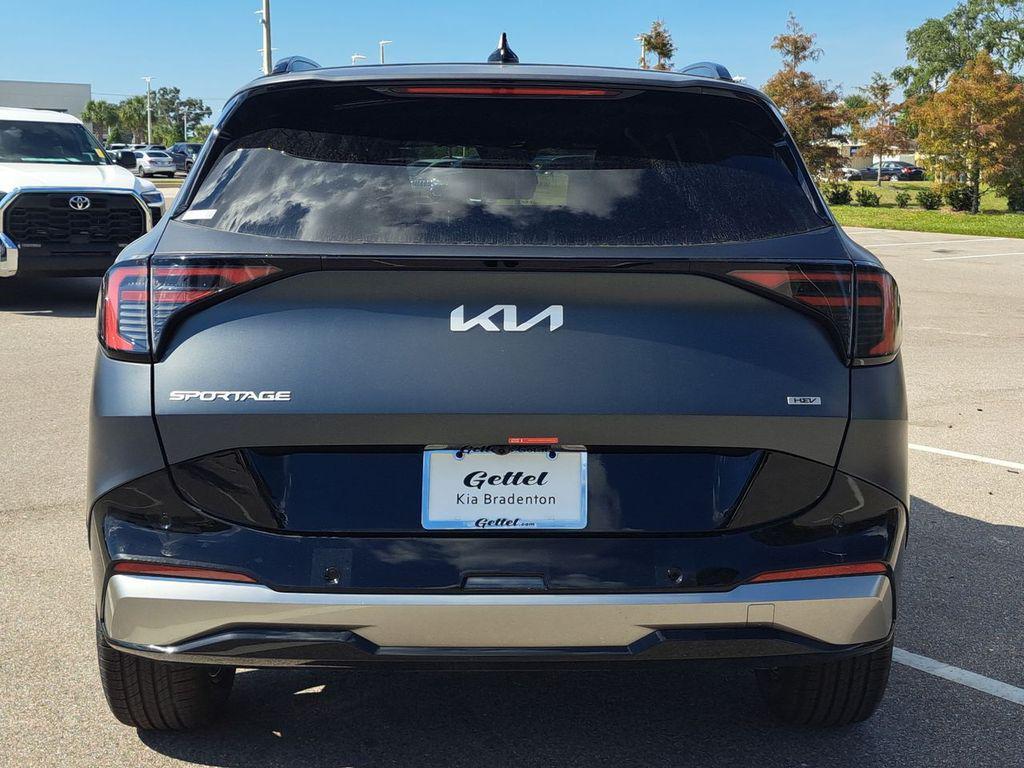 new 2026 Kia Sportage Hybrid car, priced at $39,702